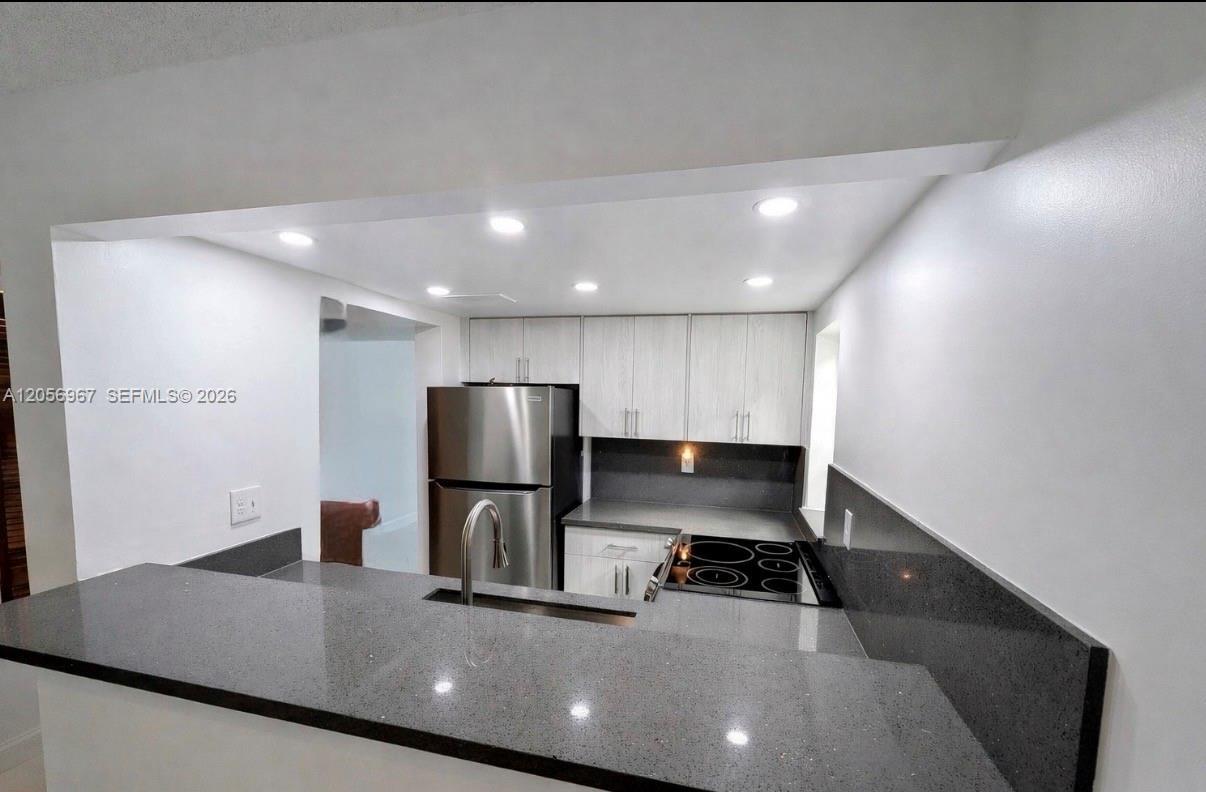3607 SW 17th St # 3607, Miami FL 33145 photo 4