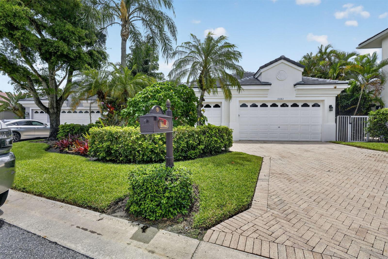 16083 Via Monteverde, Delray Beach FL 33446 photo 2