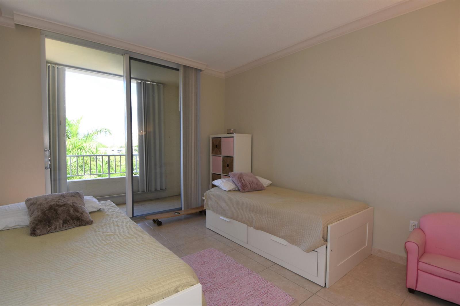 707 CRANDON Boulevard # 8, Key Biscayne FL 33149 photo 5