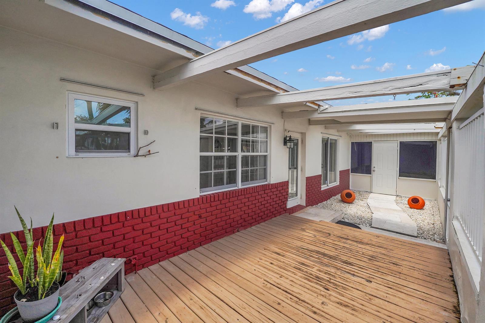 555 NW 50TH Place, Boca Raton FL 33431 photo 3