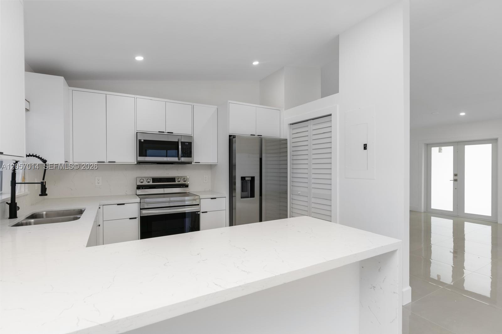 1938 SW 137th Ct, Miami FL 33175 photo 5