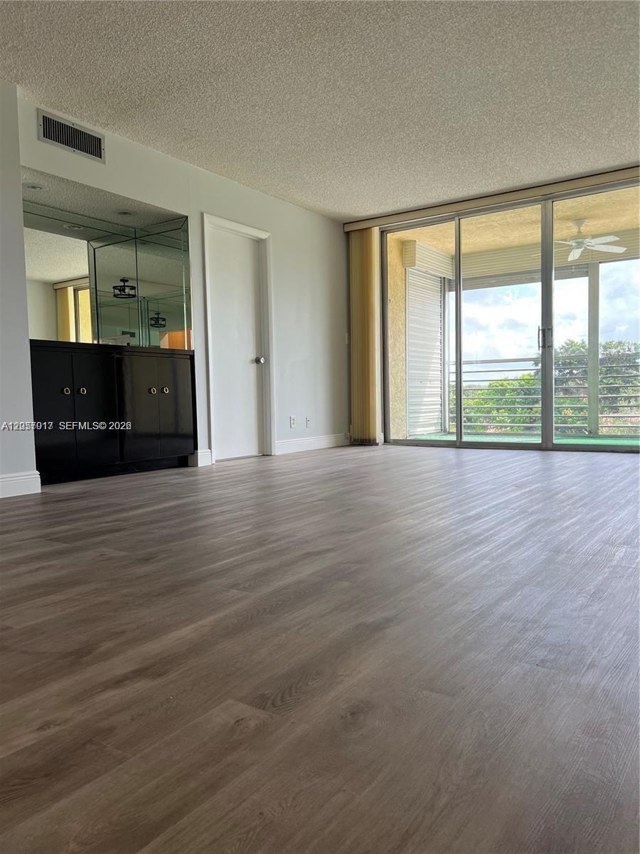 9520 Seagrape Dr # 403, Davie FL 33324 photo 5