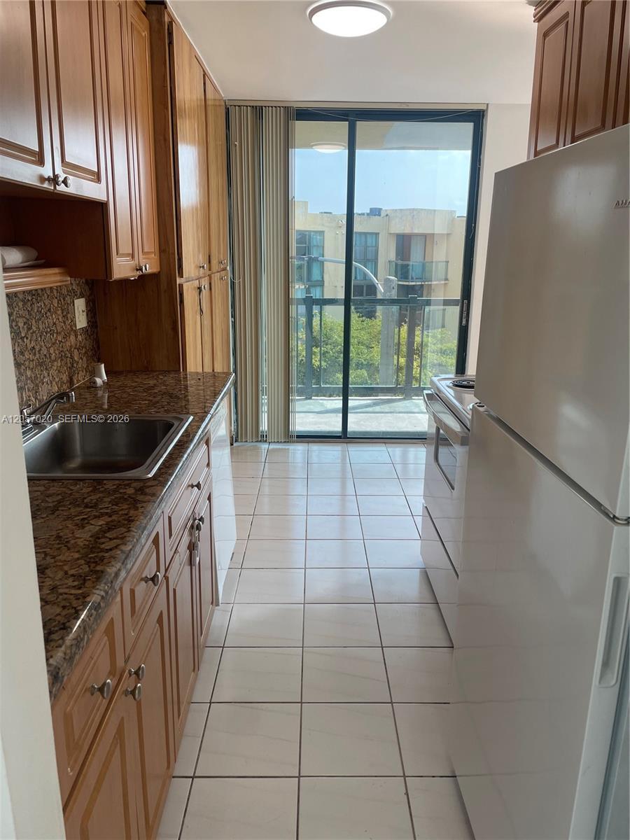 11780 SW 18th St # 2, Miami FL 33175 photo 4