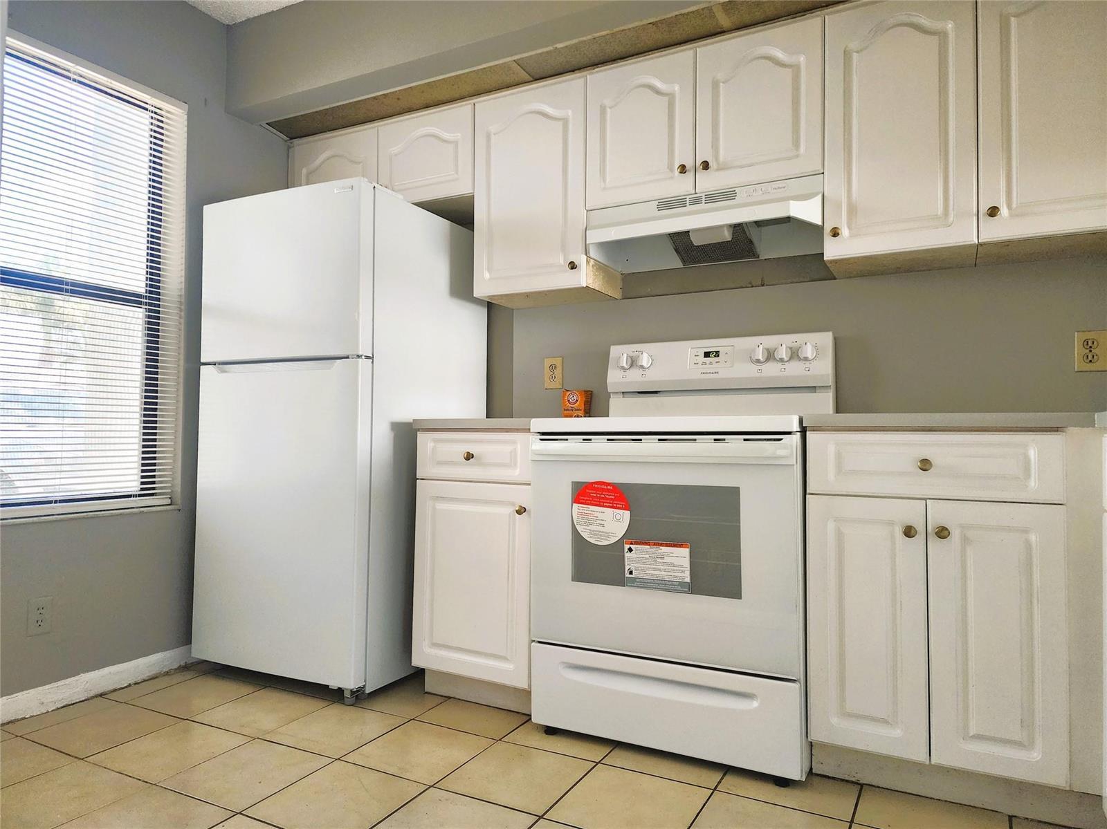 217 LAKE POINTE Drive # 107, Oakland Park FL 33309 photo 3