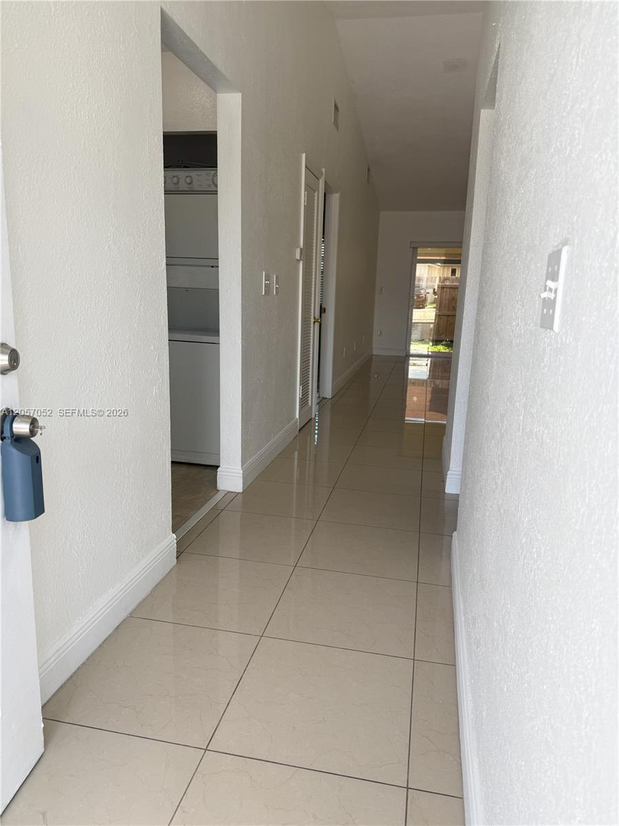 1115 SE 13 AVE, Homestead FL 33035 photo 3