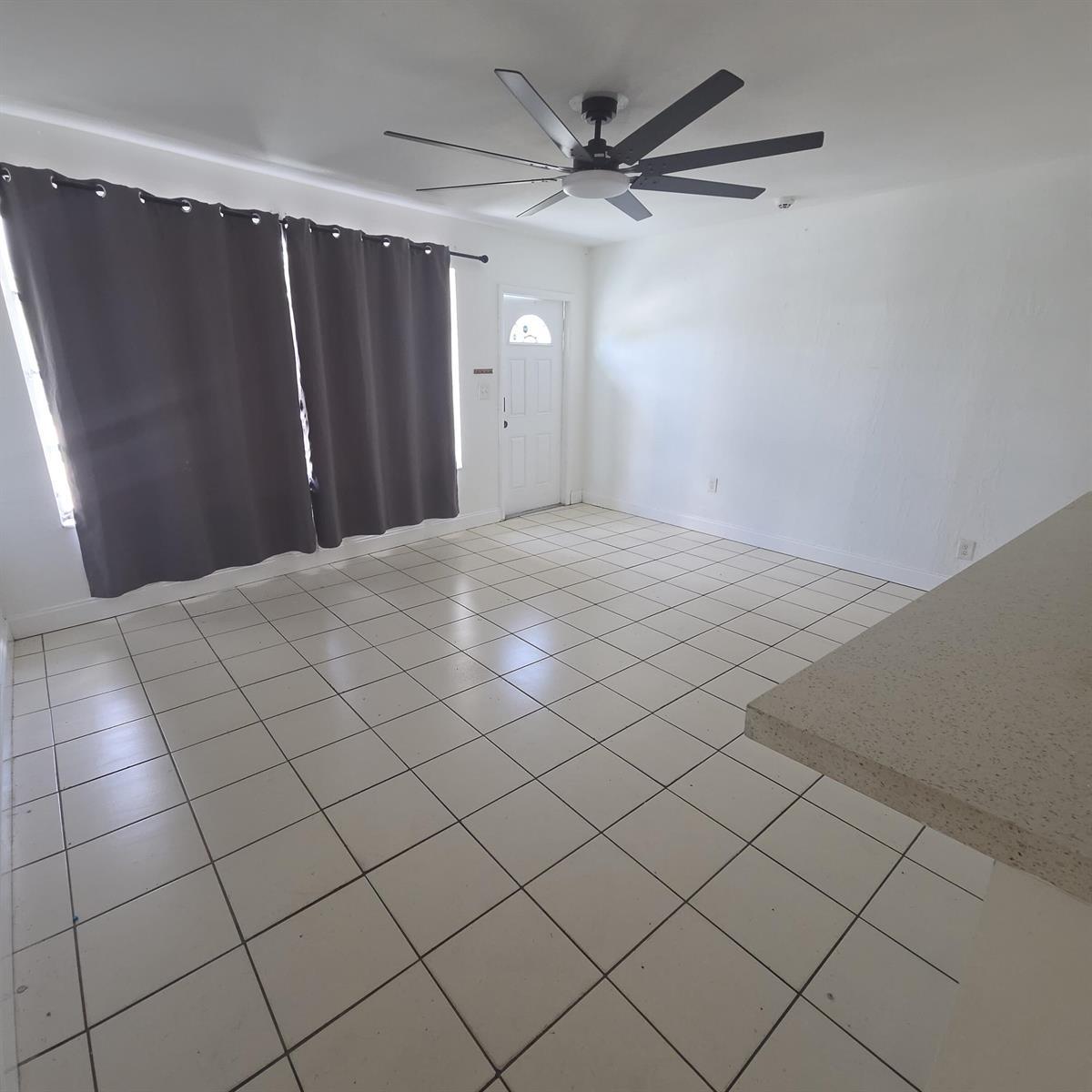 160 NW 15TH Place, Pompano Beach FL 33060 photo 2