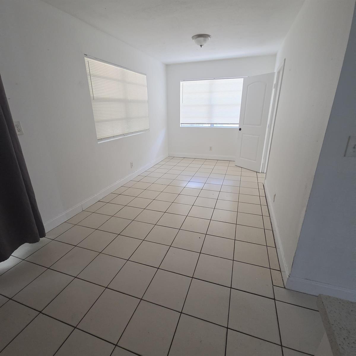 160 NW 15TH Place, Pompano Beach FL 33060 photo 3