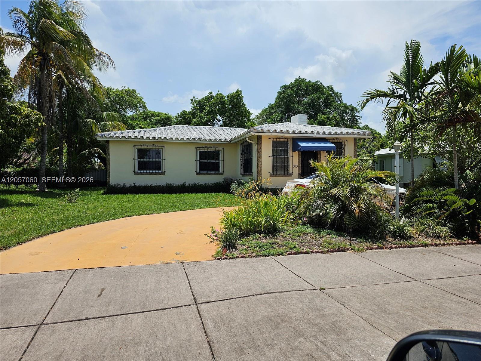310 Ponce De Leon Blvd, Coral Gables FL 33134 photo 2