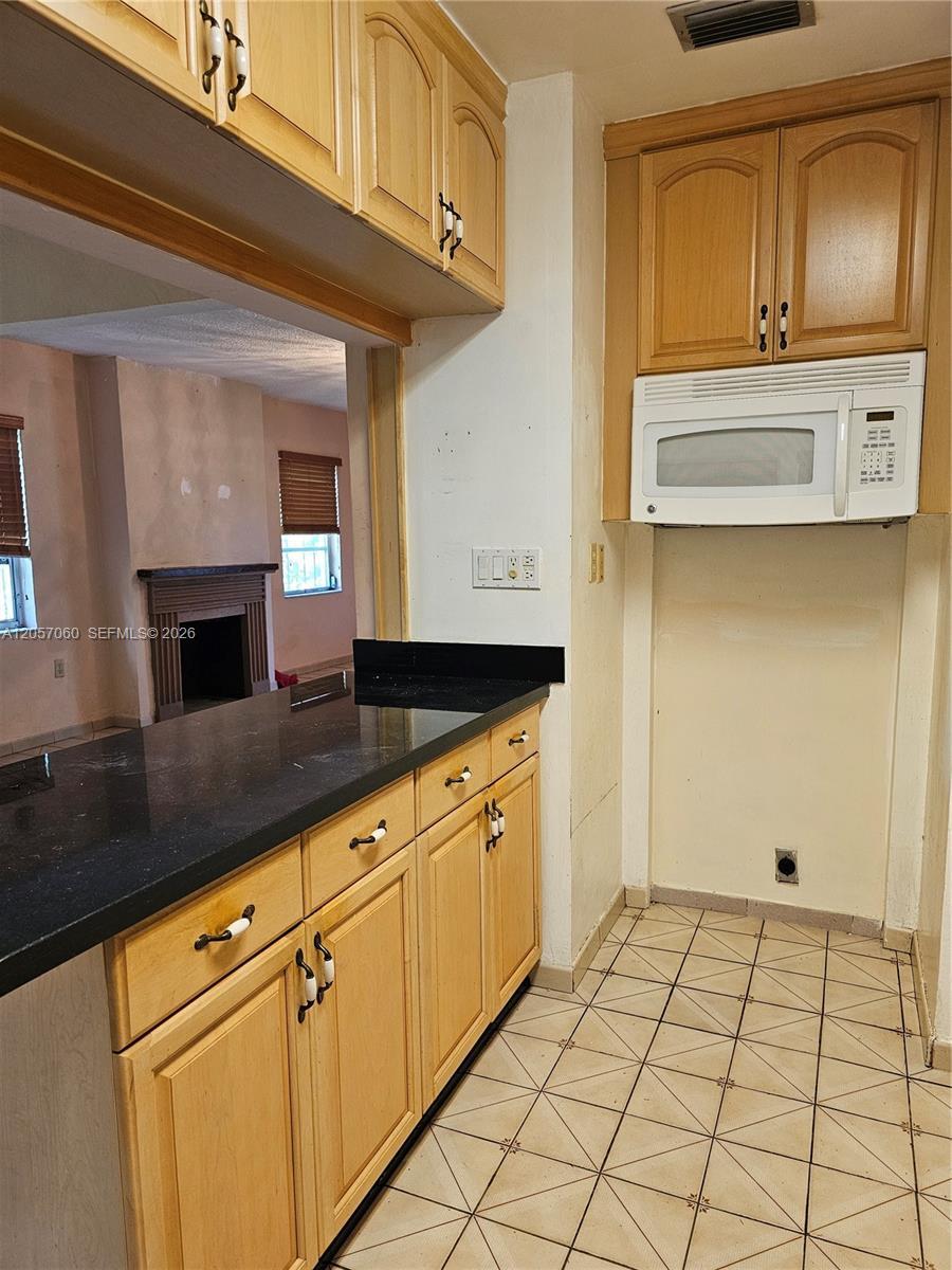 310 Ponce De Leon Blvd, Coral Gables FL 33134 photo 4