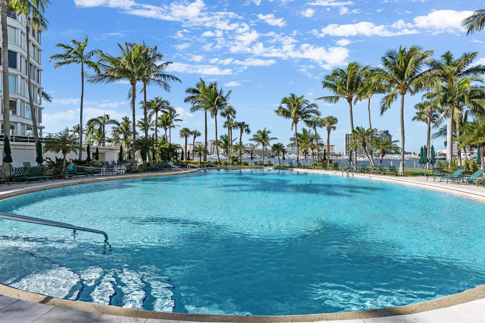 44 Cocoanut Row # 222b, Palm Beach FL 33480 photo 2