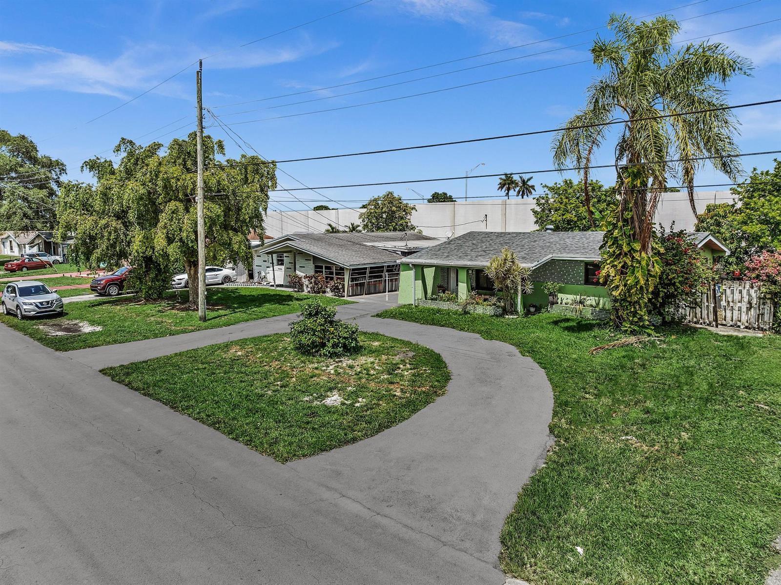 2131 Acapulco Drive, Miramar FL 33023 photo 2