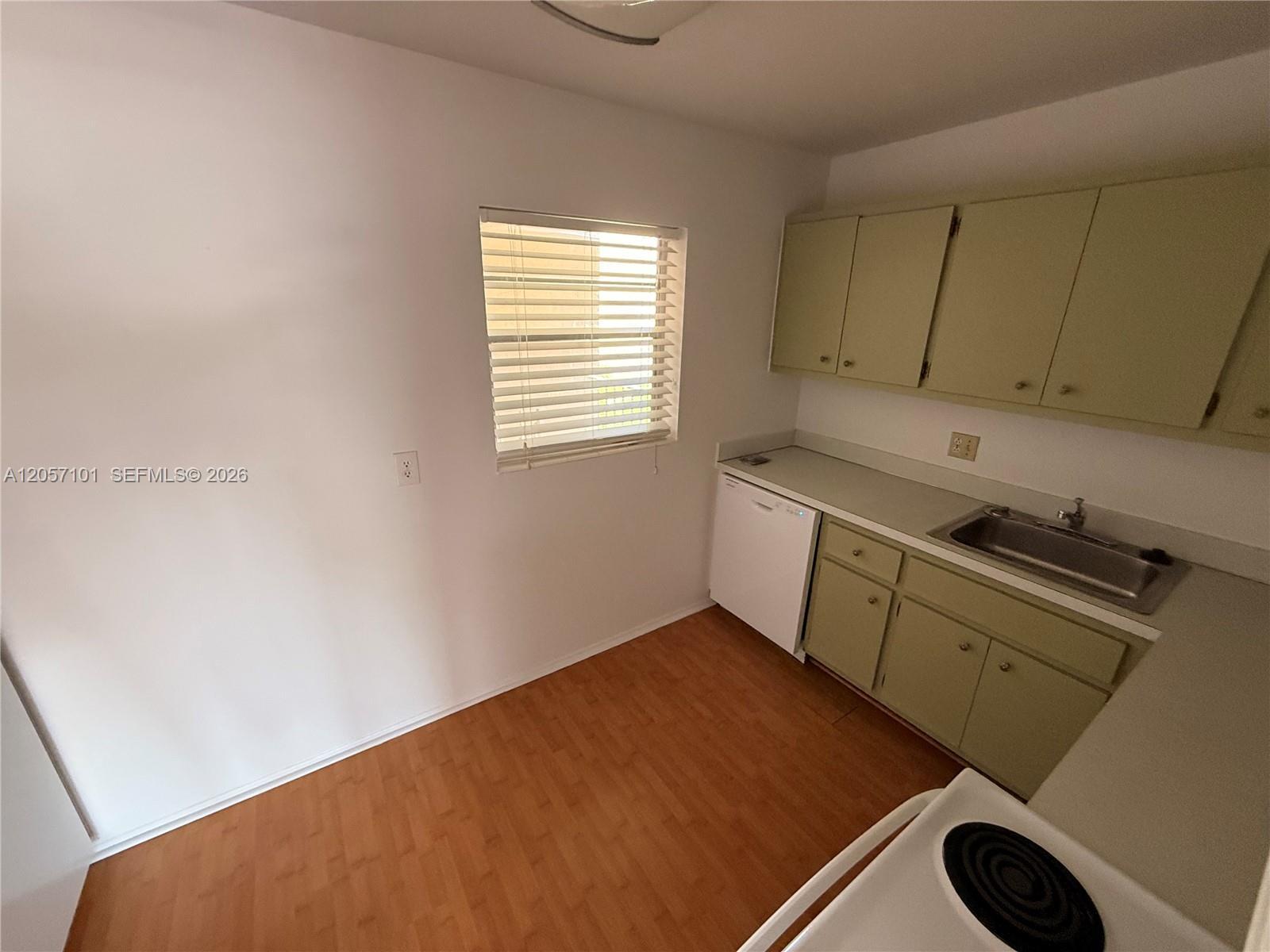 7747 SW 86th St # 208, Miami FL 33143 photo 4