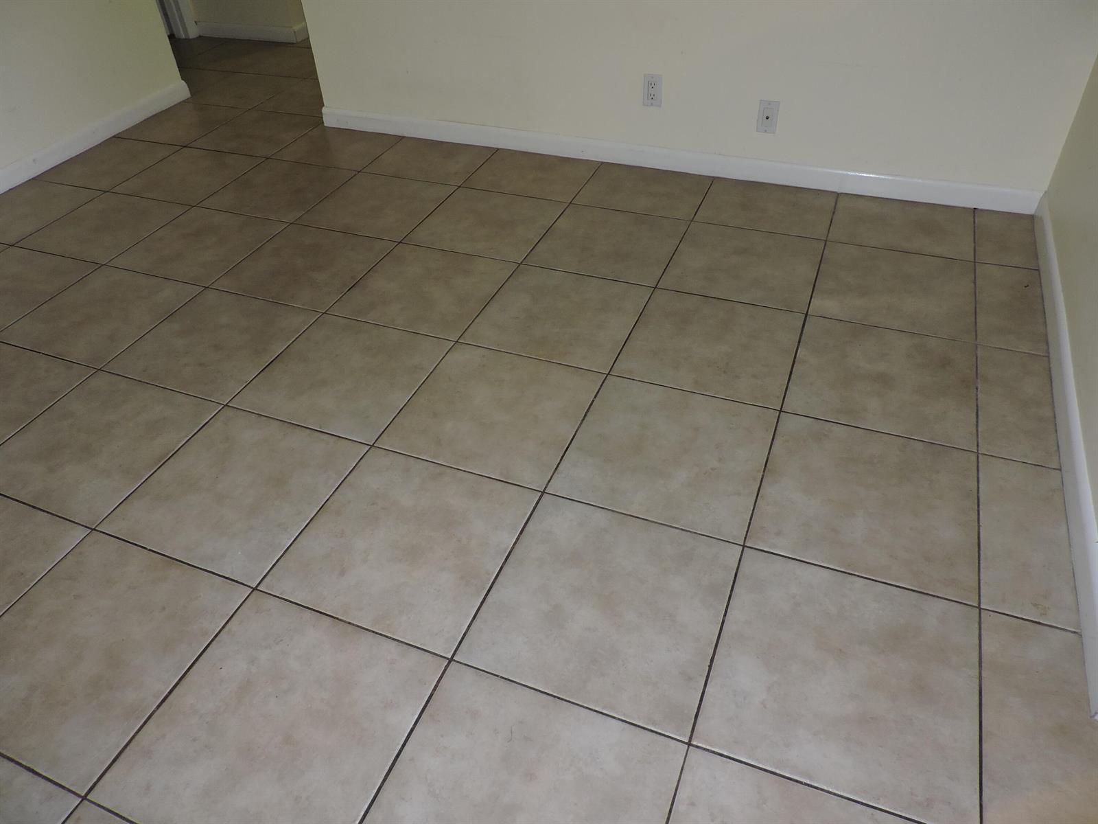 8599 Crater Terrace, West Palm Beach FL 33403 photo 4