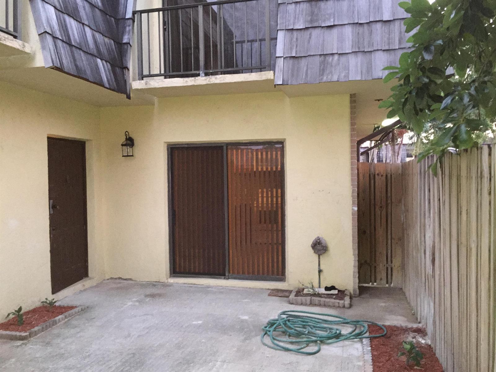 4641 CHERRY Road, West Palm Beach FL 33417 photo 2