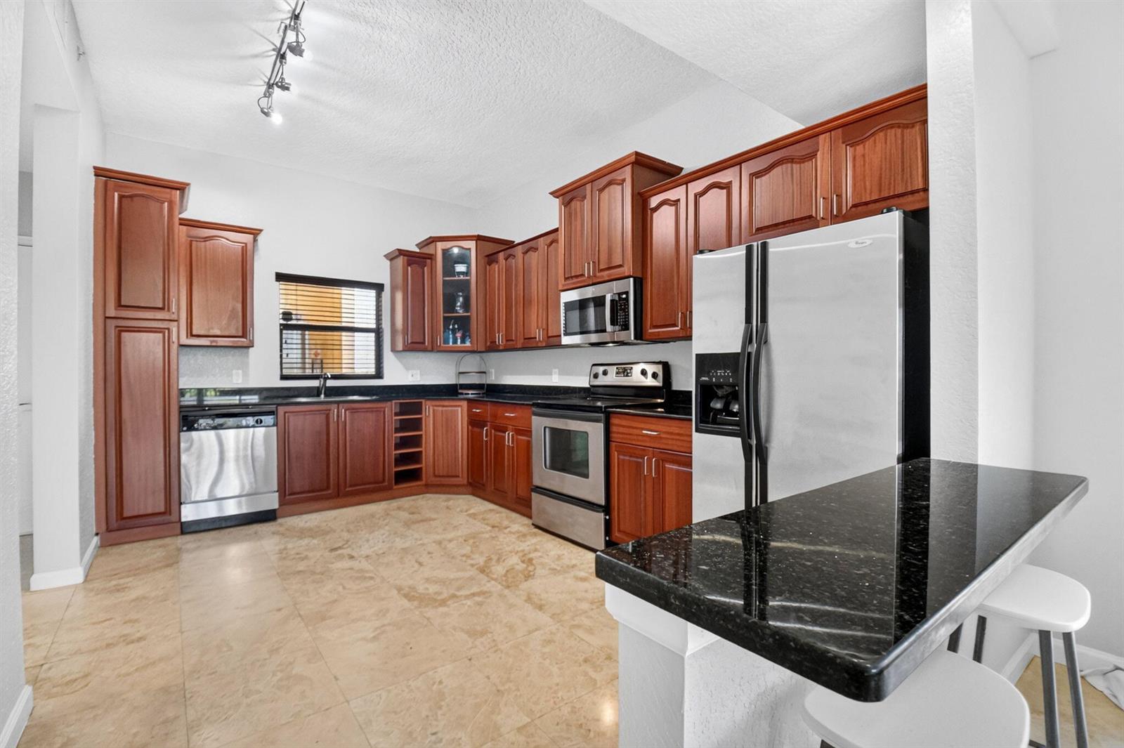 1620 Presidential Way # 402, West Palm Beach FL 33401 photo 5