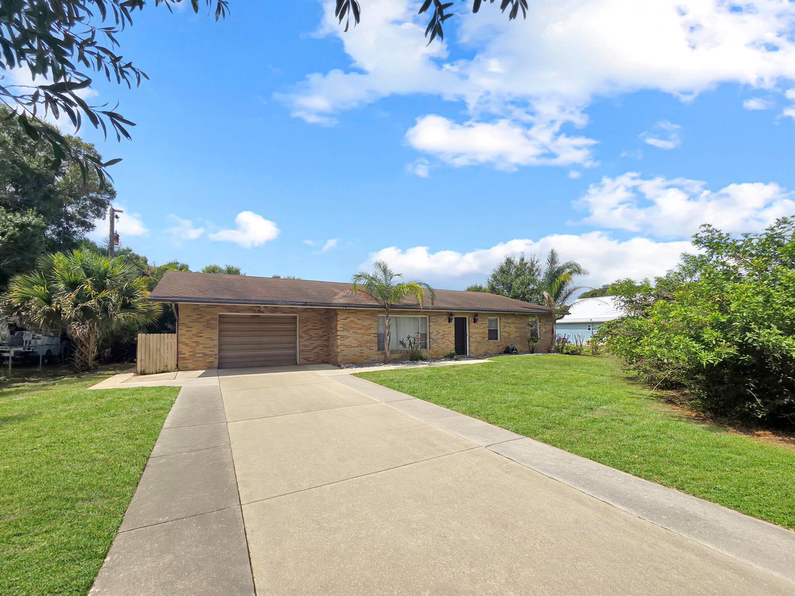 801 W WEATHERBEE Road, Fort Pierce FL 34982