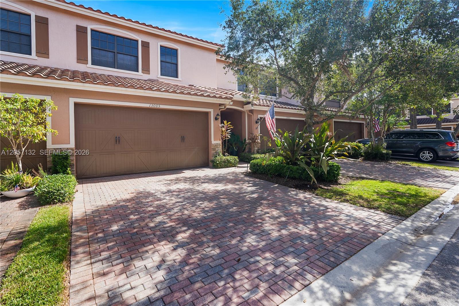 13005 N Riverwalk Cir N, Plantation FL 33325 photo 2