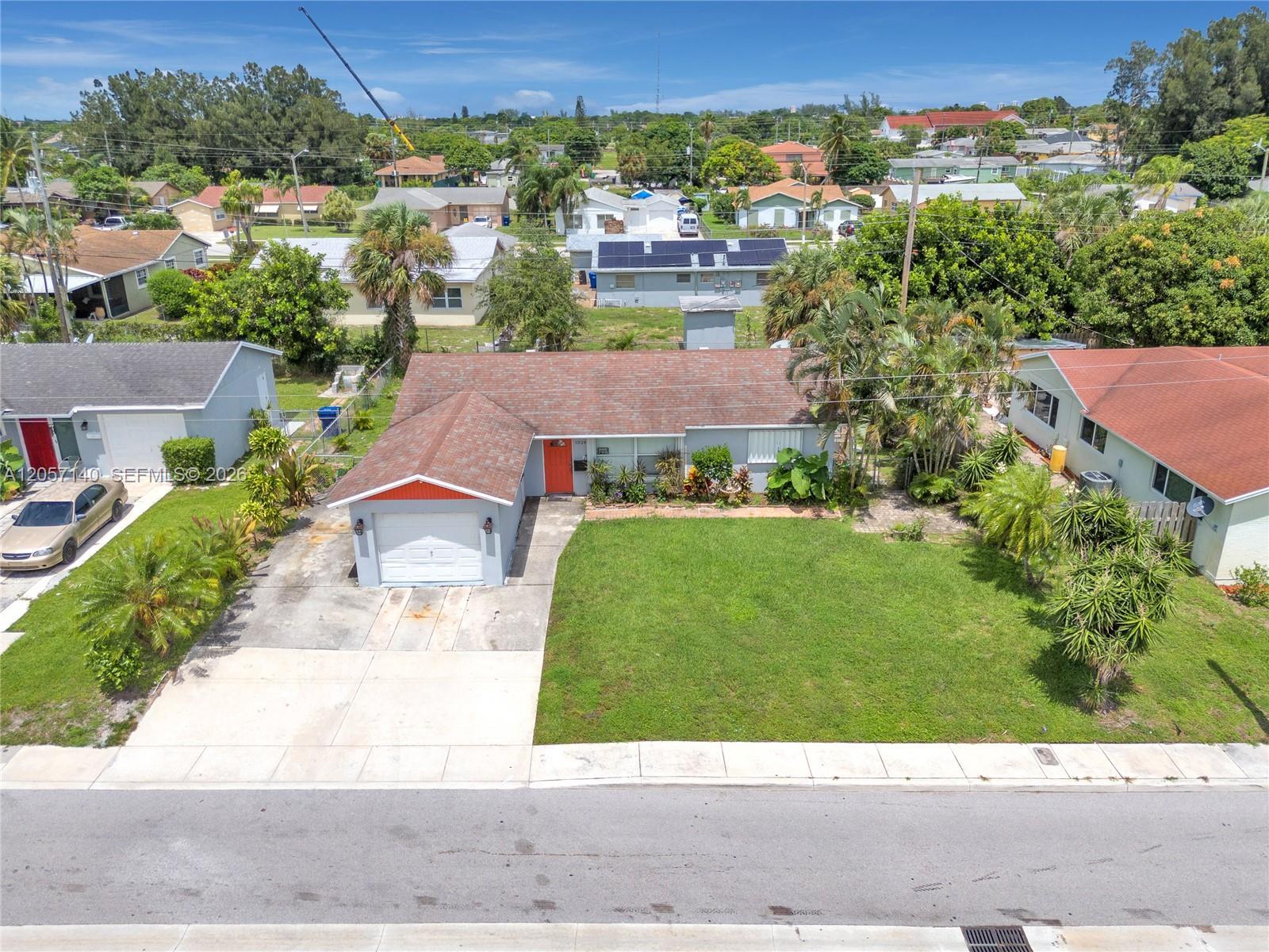 1320 W 26th Ct, Riviera Beach FL 33404 photo 2