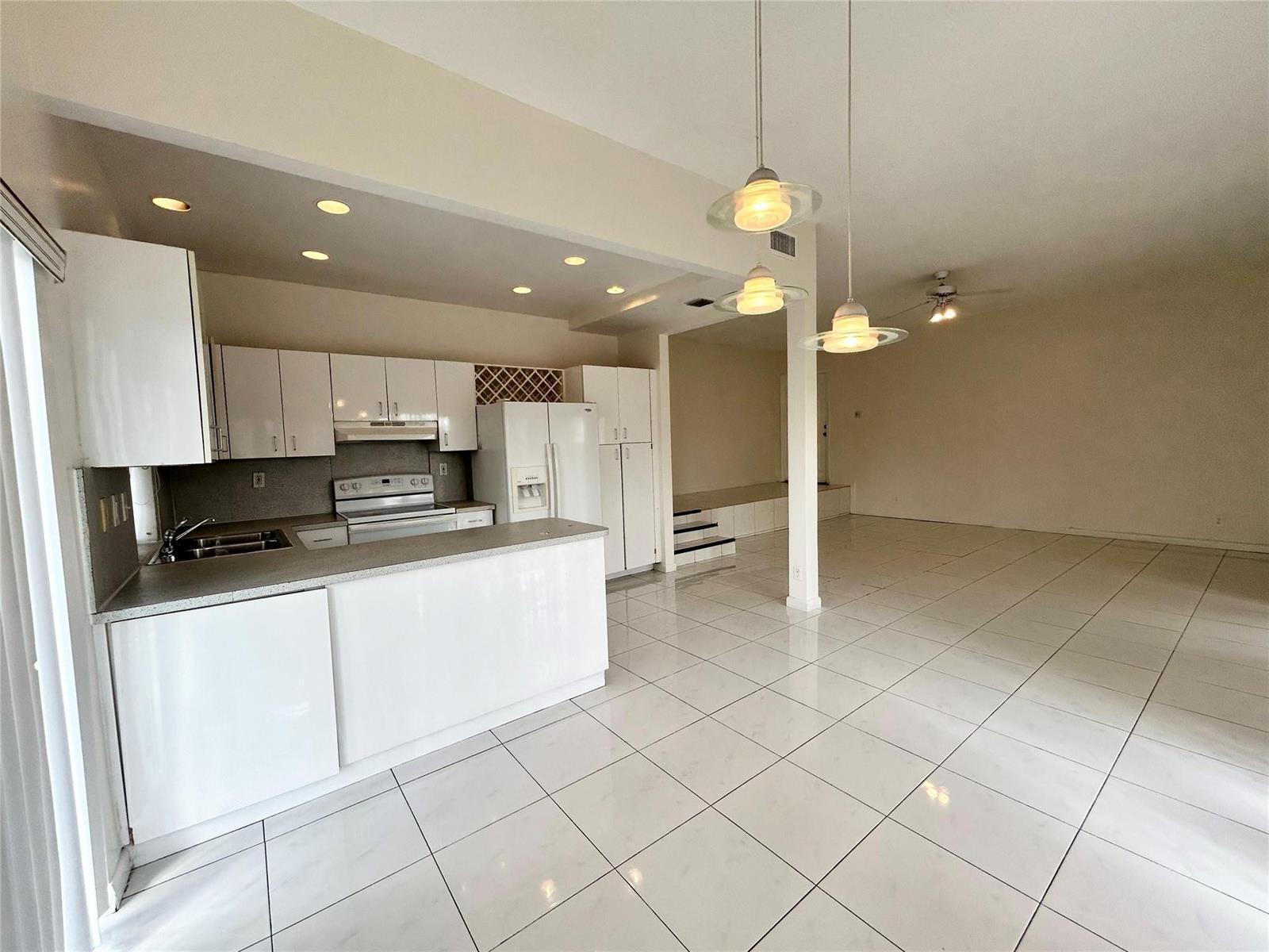 4850 SW 63RD Terrace # 231, Davie FL 33314 photo 4