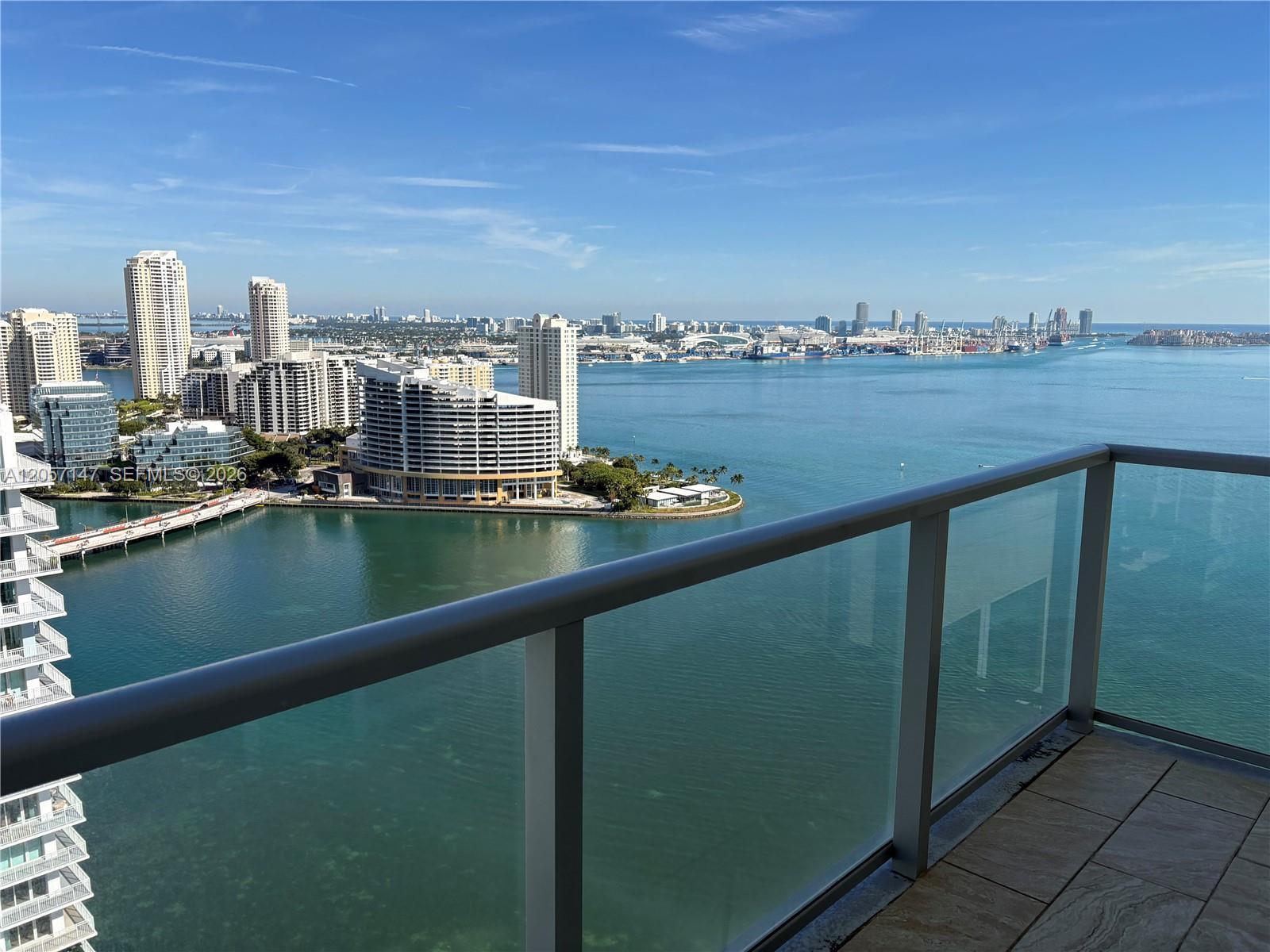 1155 Brickell Bay Dr, Miami FL 33131 photo 2