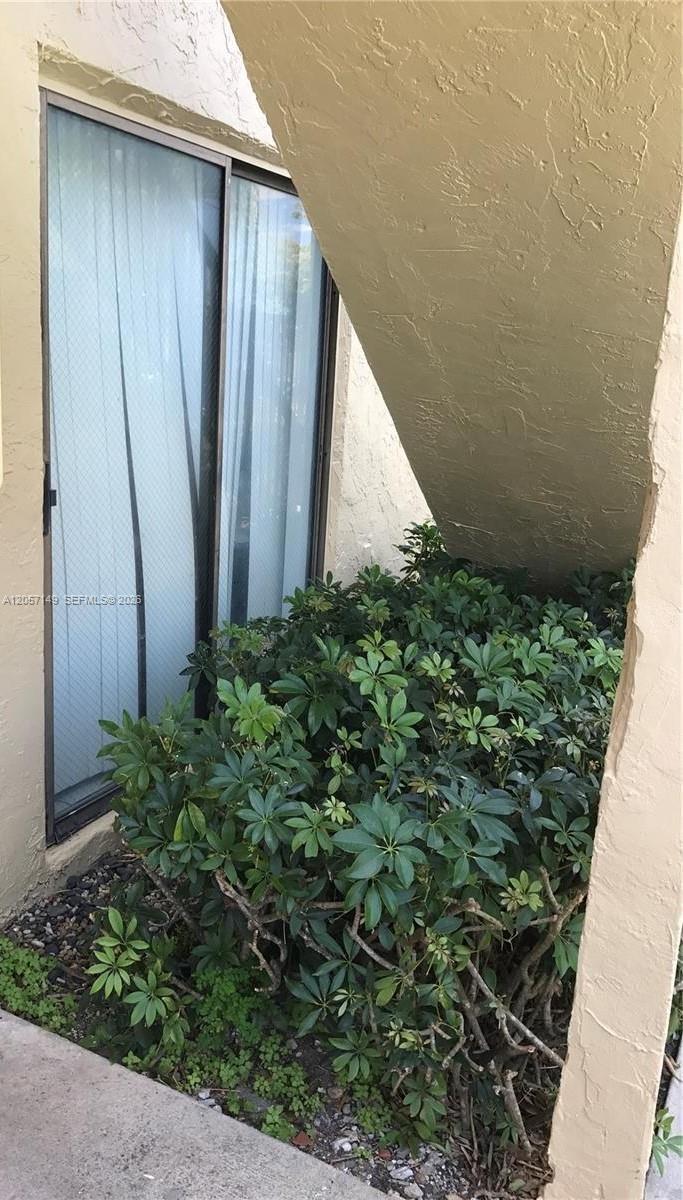 2631 Riverside Dr # 2, Coral Springs FL 33065