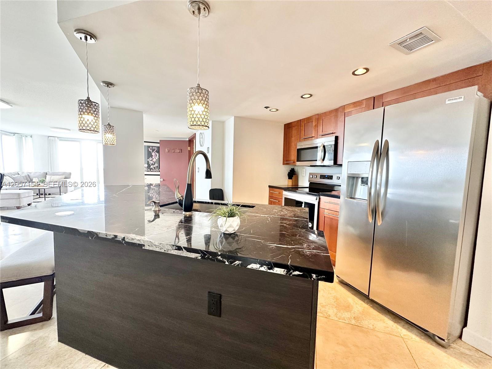 1717 N Bayshore Dr # 1534, Miami FL 33132 photo 2