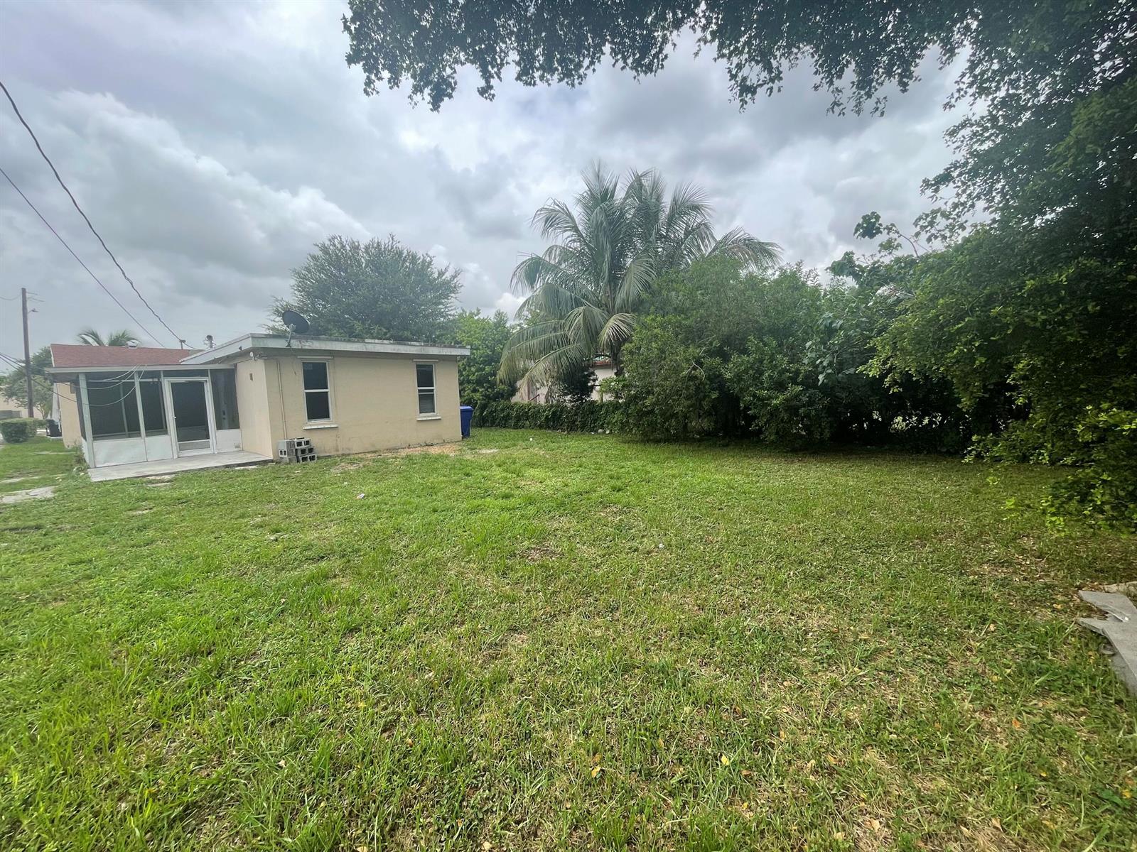 2819 POLK Street # B, Hollywood FL 33020