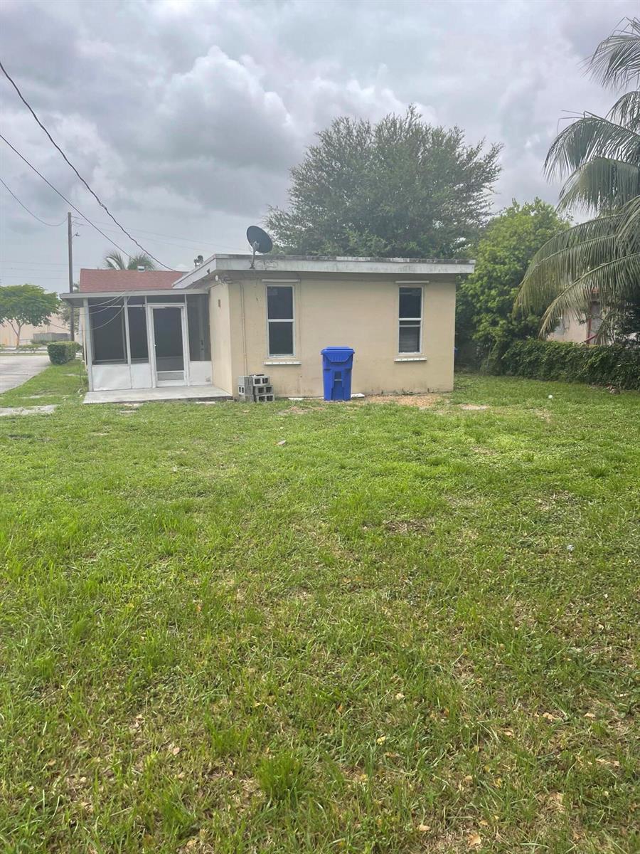 2819 POLK Street # B, Hollywood FL 33020 photo 5