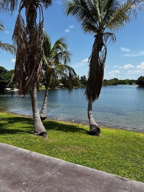 14525 N Kendall Dr # 304J, Miami FL 33186 photo 2