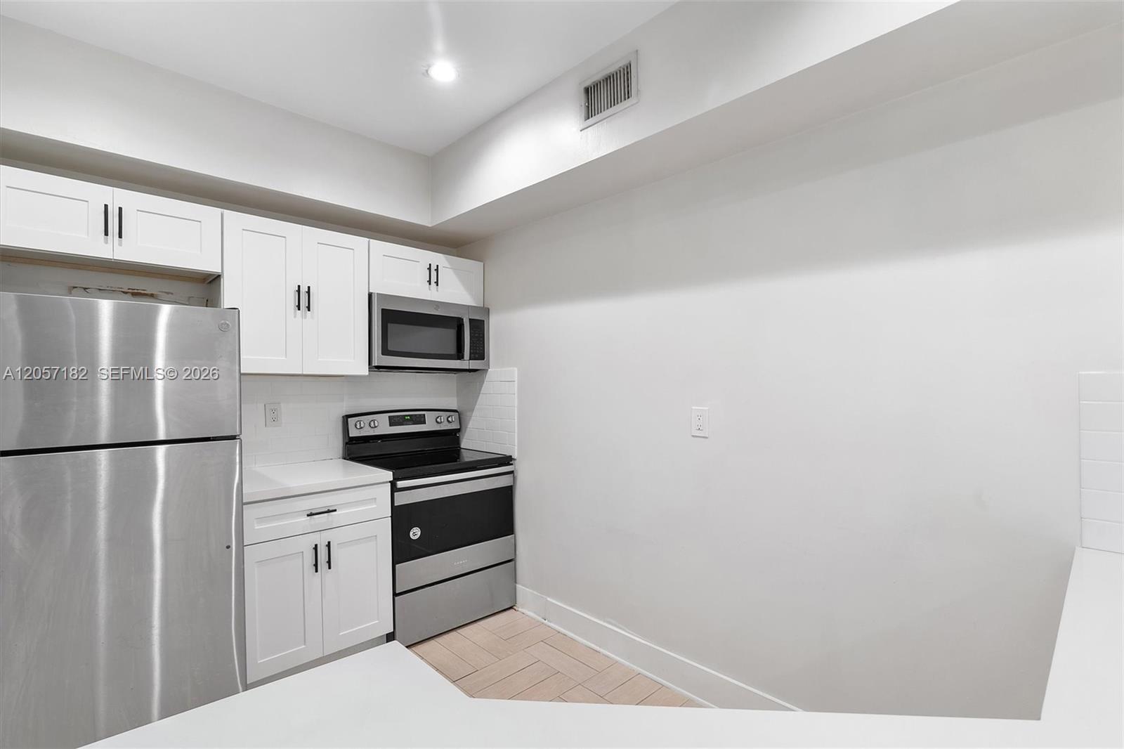 747 Michigan Ave # 301, Miami Beach FL 33139 photo 3
