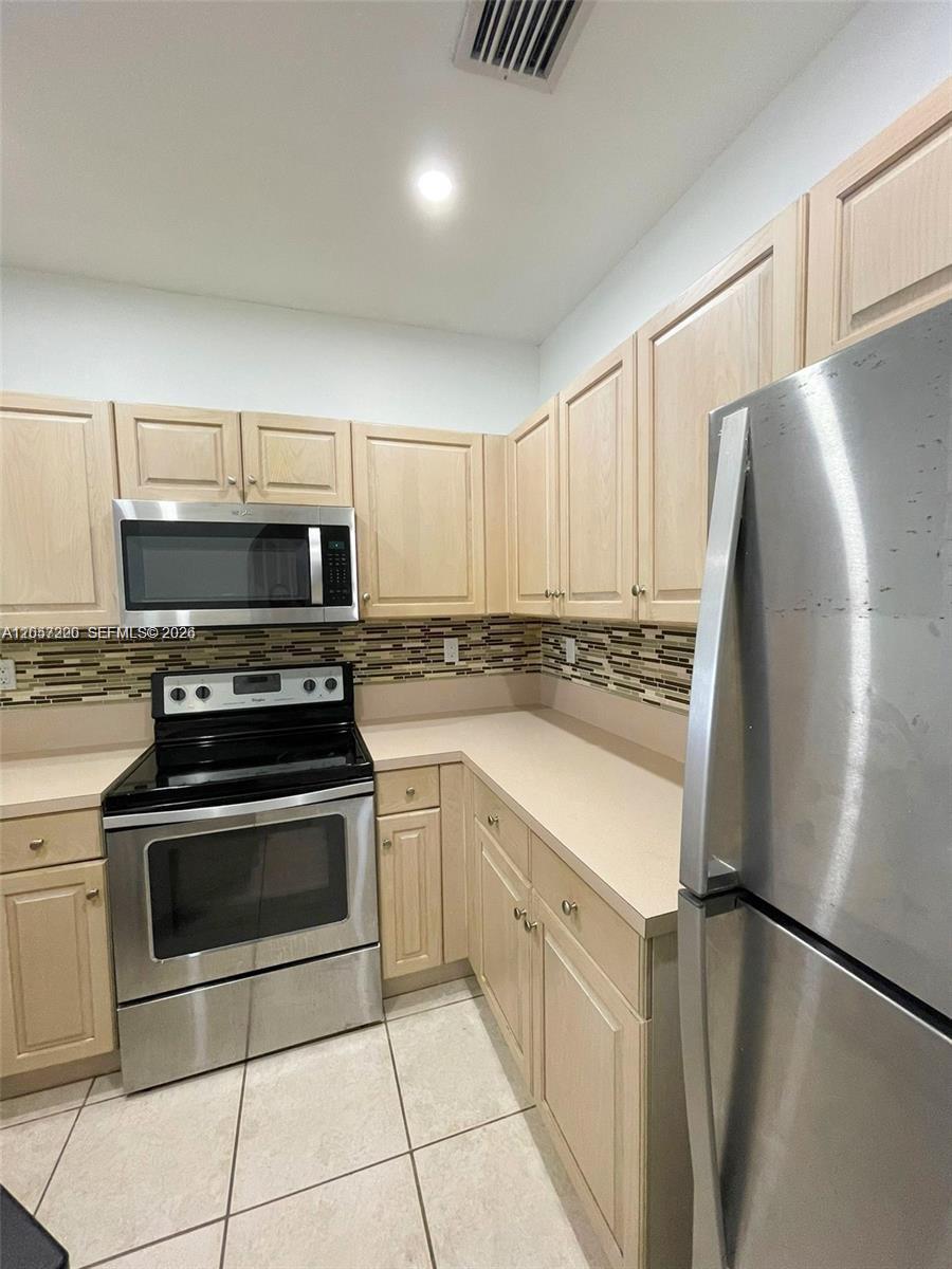 12162 SW 5th Ct, Pembroke Pines FL 33025 photo 4