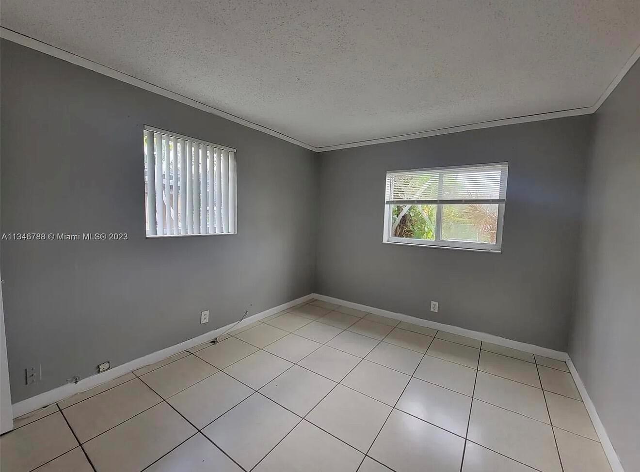 2070 NW 28TH Terrace, Fort Lauderdale FL 33311 photo 5