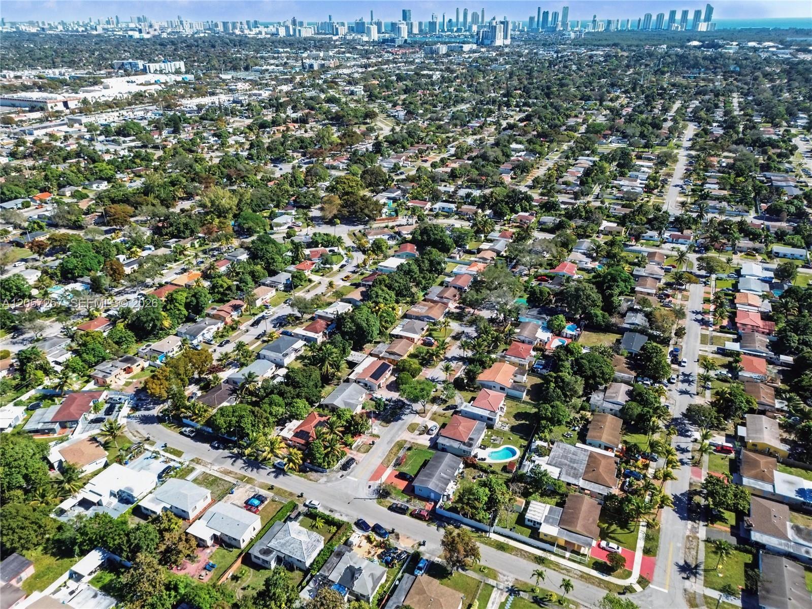 15694 NE 10th Ct, North Miami Beach FL 33162 photo 4