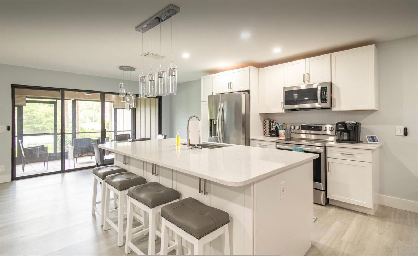300 CROSSWINDS Drive # B1, FL 33413 photo 4