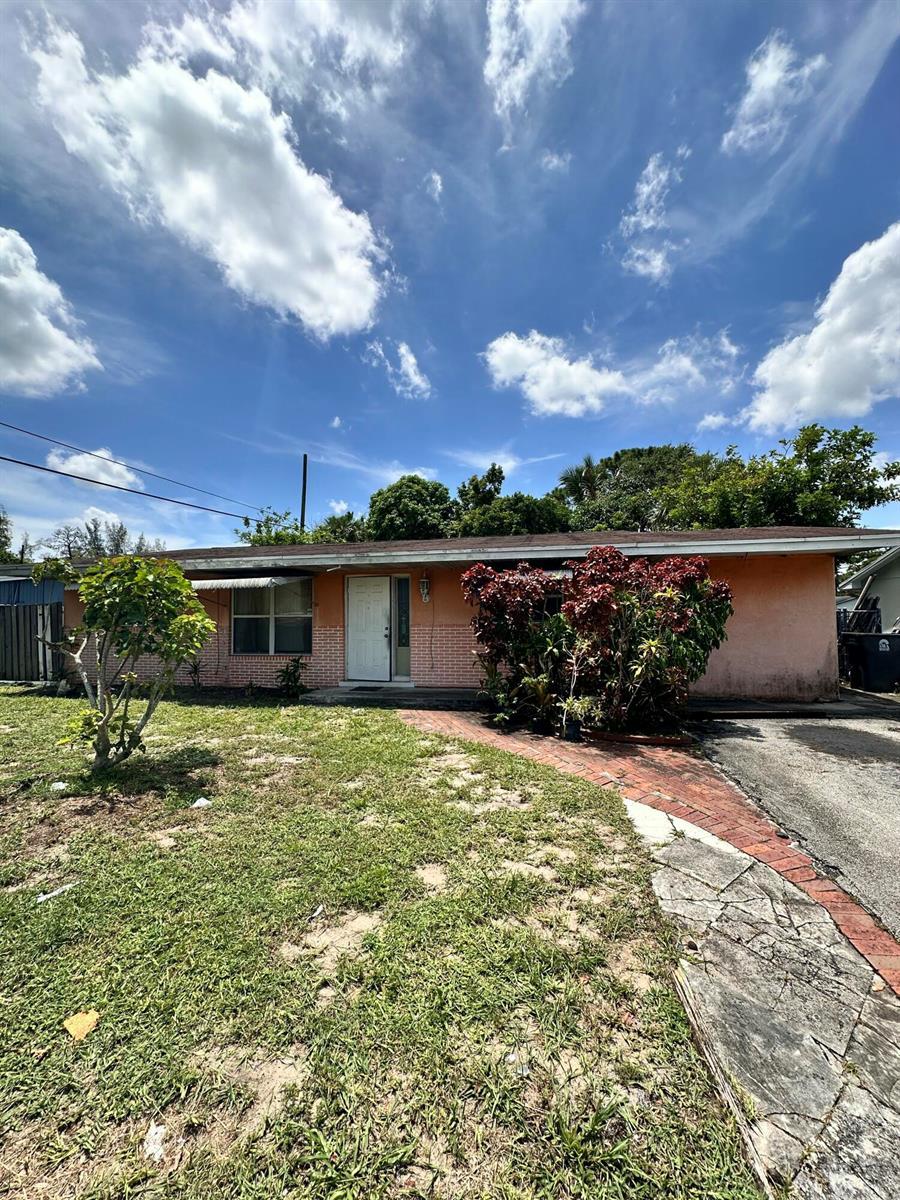 5612 Souchak Drive, West Palm Beach FL 33413