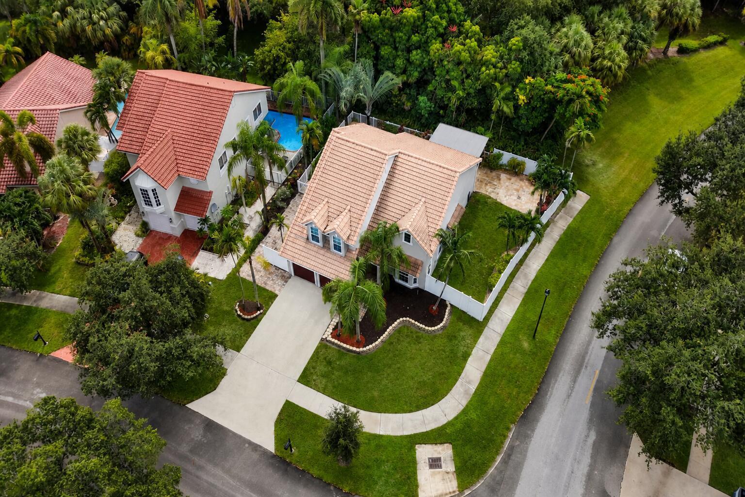 6400 NW 57TH Lane, Parkland FL 33067 photo 5