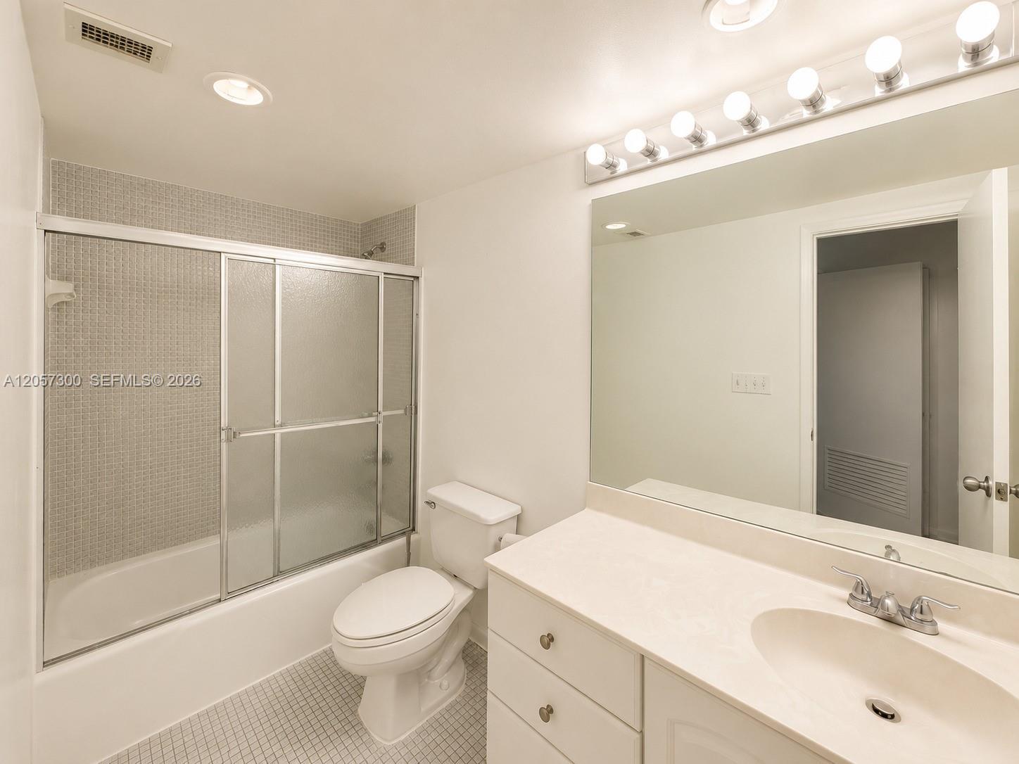 19370 Collins Ave # 1410, Sunny Isles Beach FL 33160 photo 5