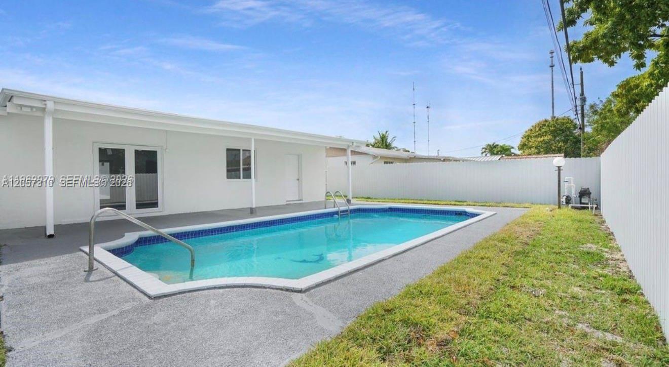 105 NE 213th St, Miami Gardens FL 33179 photo 4