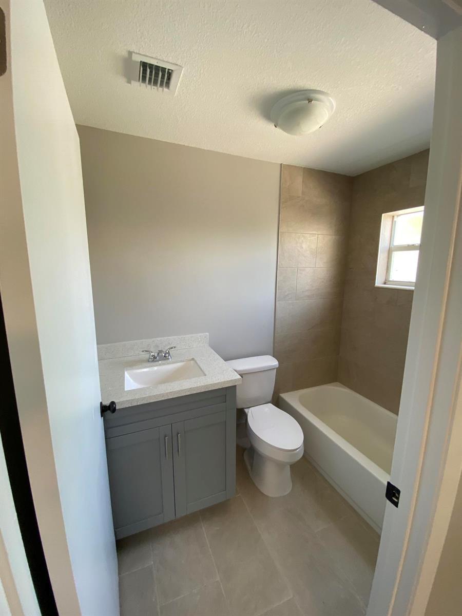 715 N H Street # 1, FL 33460 photo 5