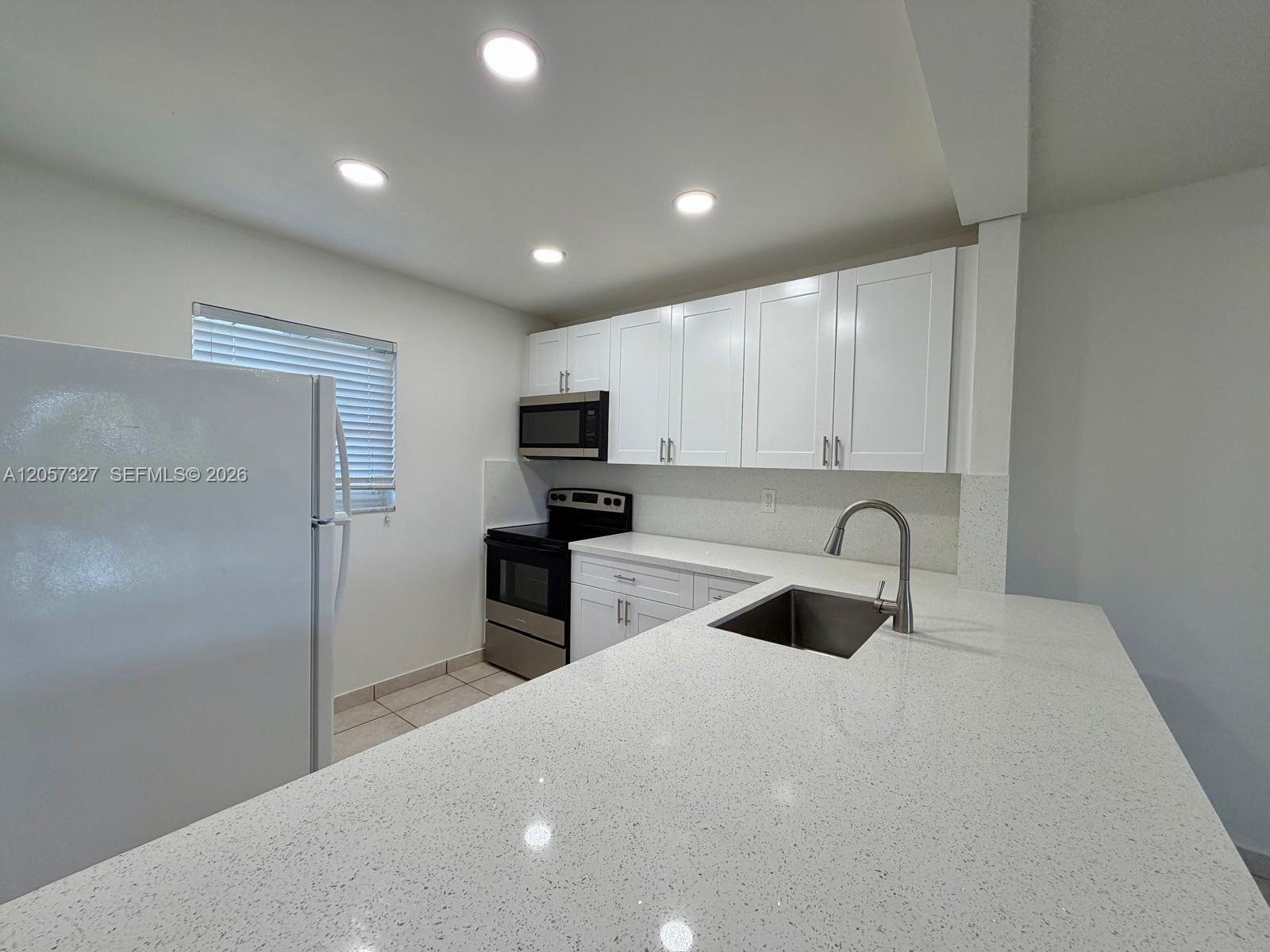 7730 Camino Real # 406, Miami FL 33143 photo 2