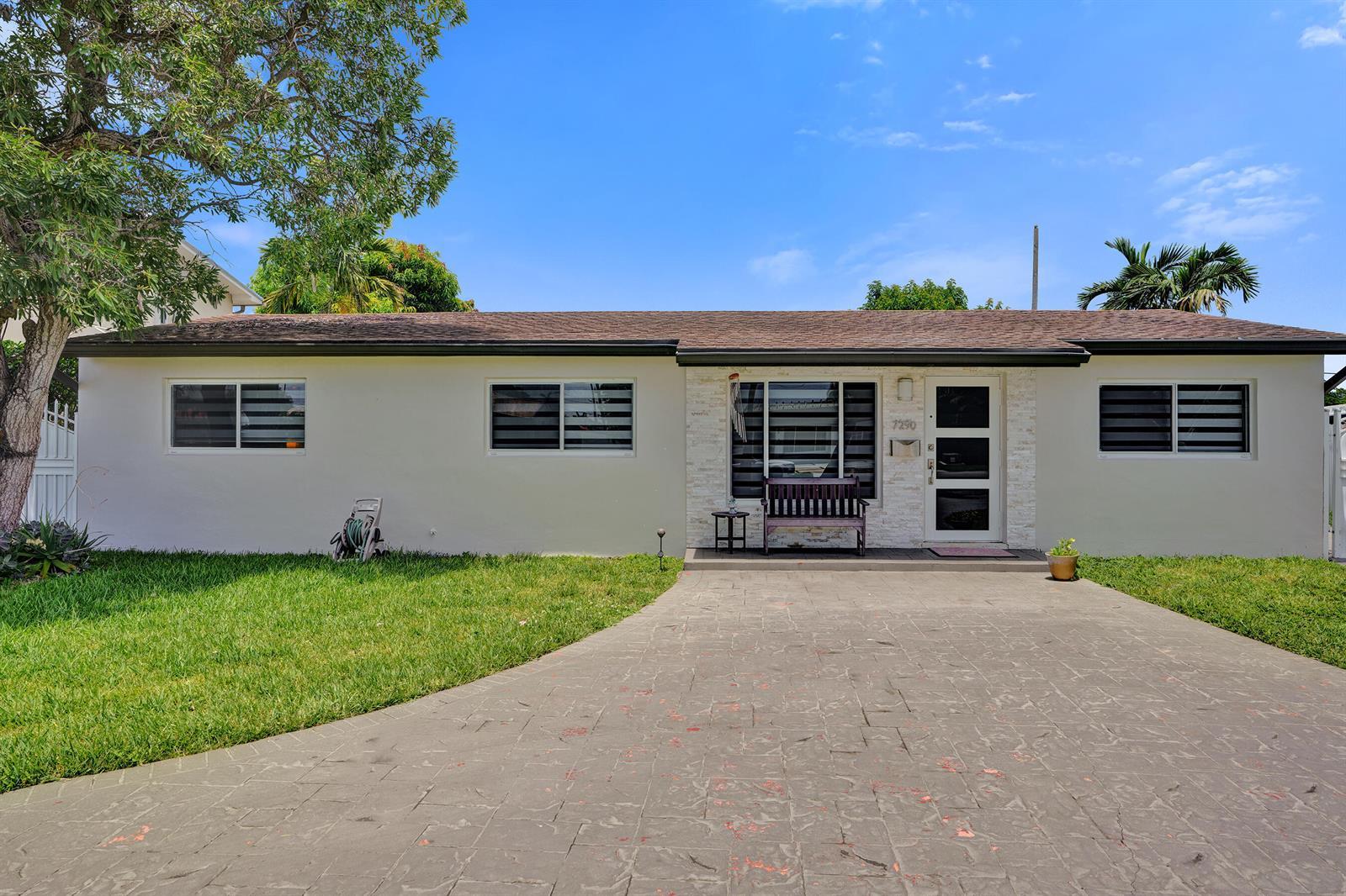 7290 W 14th Court, Hialeah FL 33014