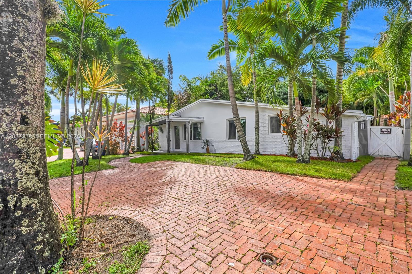 1104 NE 85th St, Miami FL 33138 photo 2