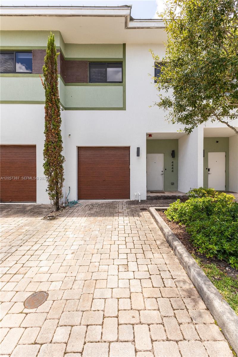 4444 NW 9th St # 0, Plantation FL 33317 photo 2