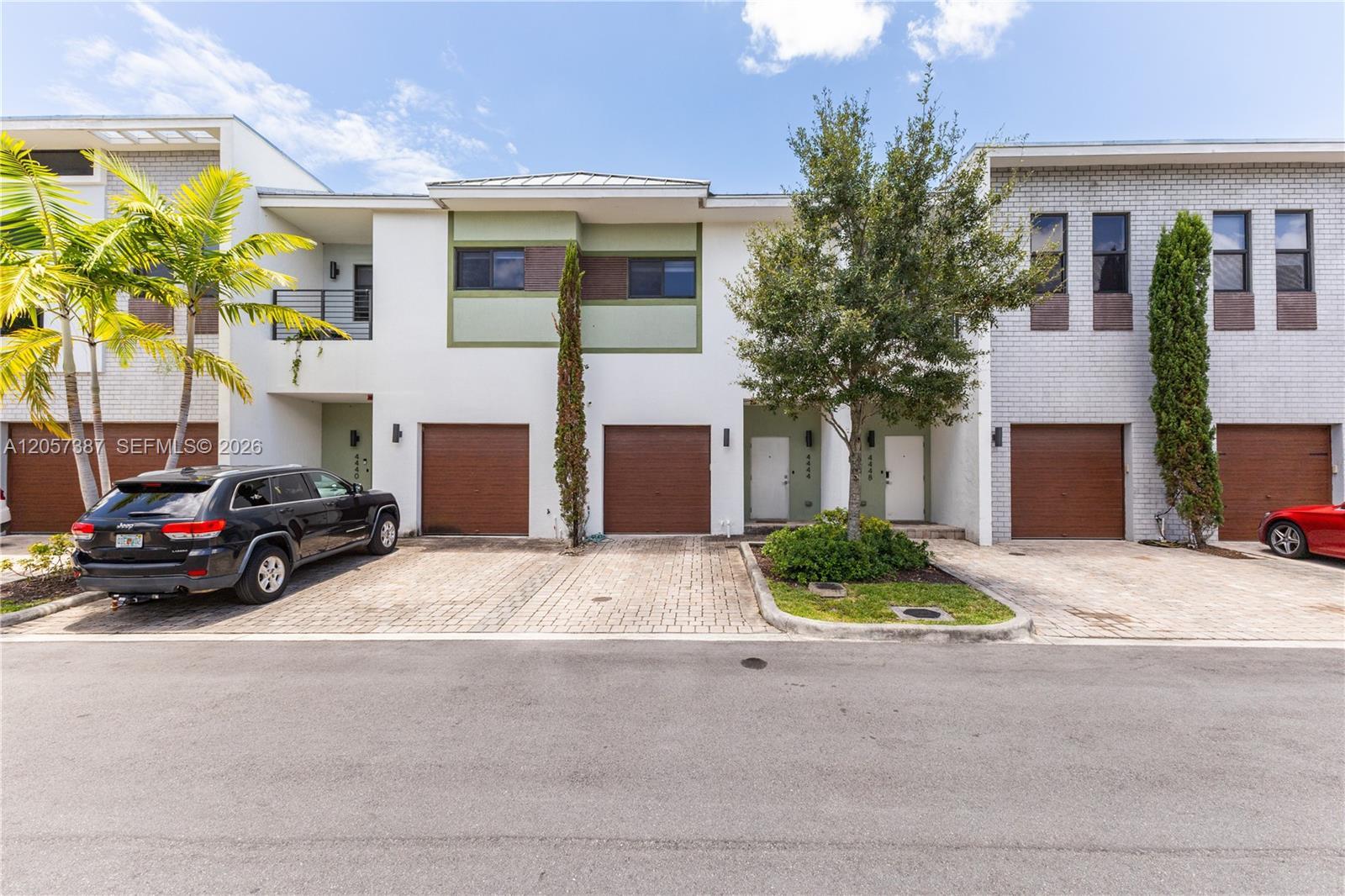 4444 NW 9th St # 0, Plantation FL 33317