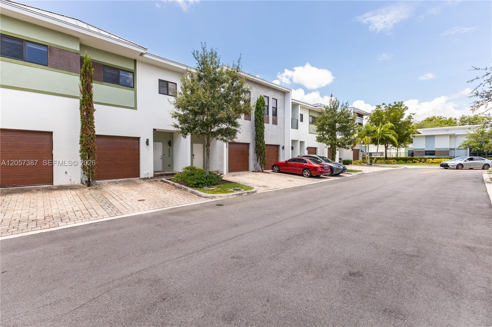 4444 NW 9th St # 0, Plantation FL 33317 photo 4