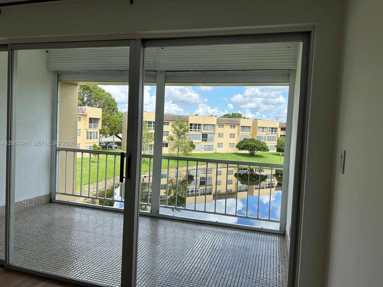 6090 NW 64th Ave # 311, Tamarac FL 33319 photo 3