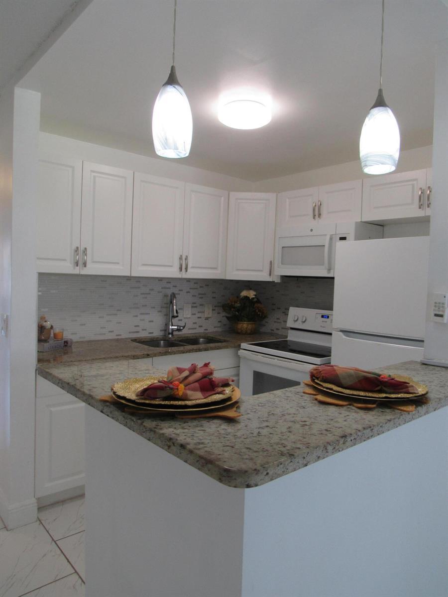 76 CAMBRIDGE D, West Palm Beach FL 33417 photo 4