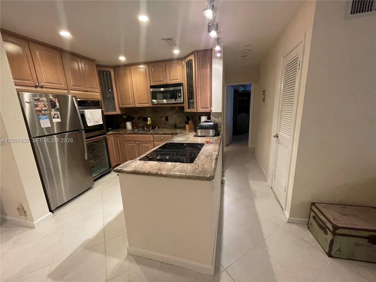 6339 Bay Club Dr # 2, Fort Lauderdale FL 33308 photo 3