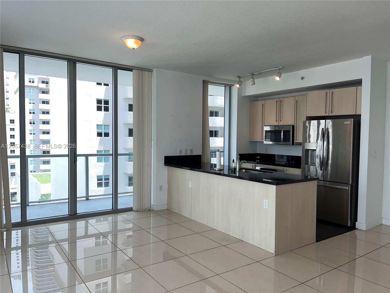 1111 SW 1st Ave, Miami FL 33130 photo 2