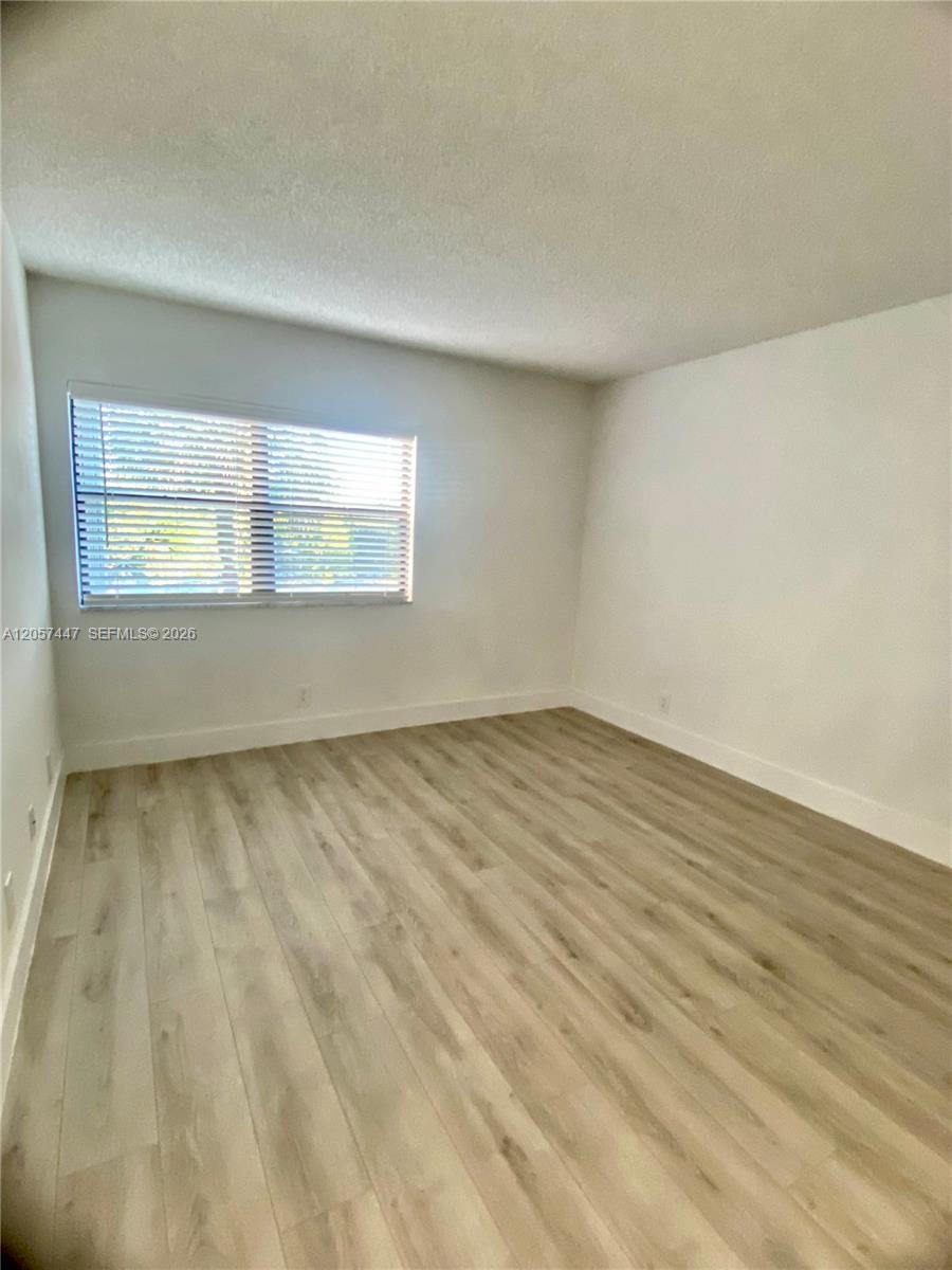 240 Lakeview Dr # 303, Weston FL 33326 photo 4